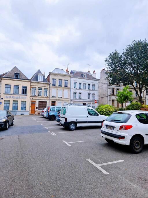 Appartement Hypercentre 301 +Wifi+Independant+ Cuisine Toilette Salle De Bain Privative Valenciennes Buitenkant foto